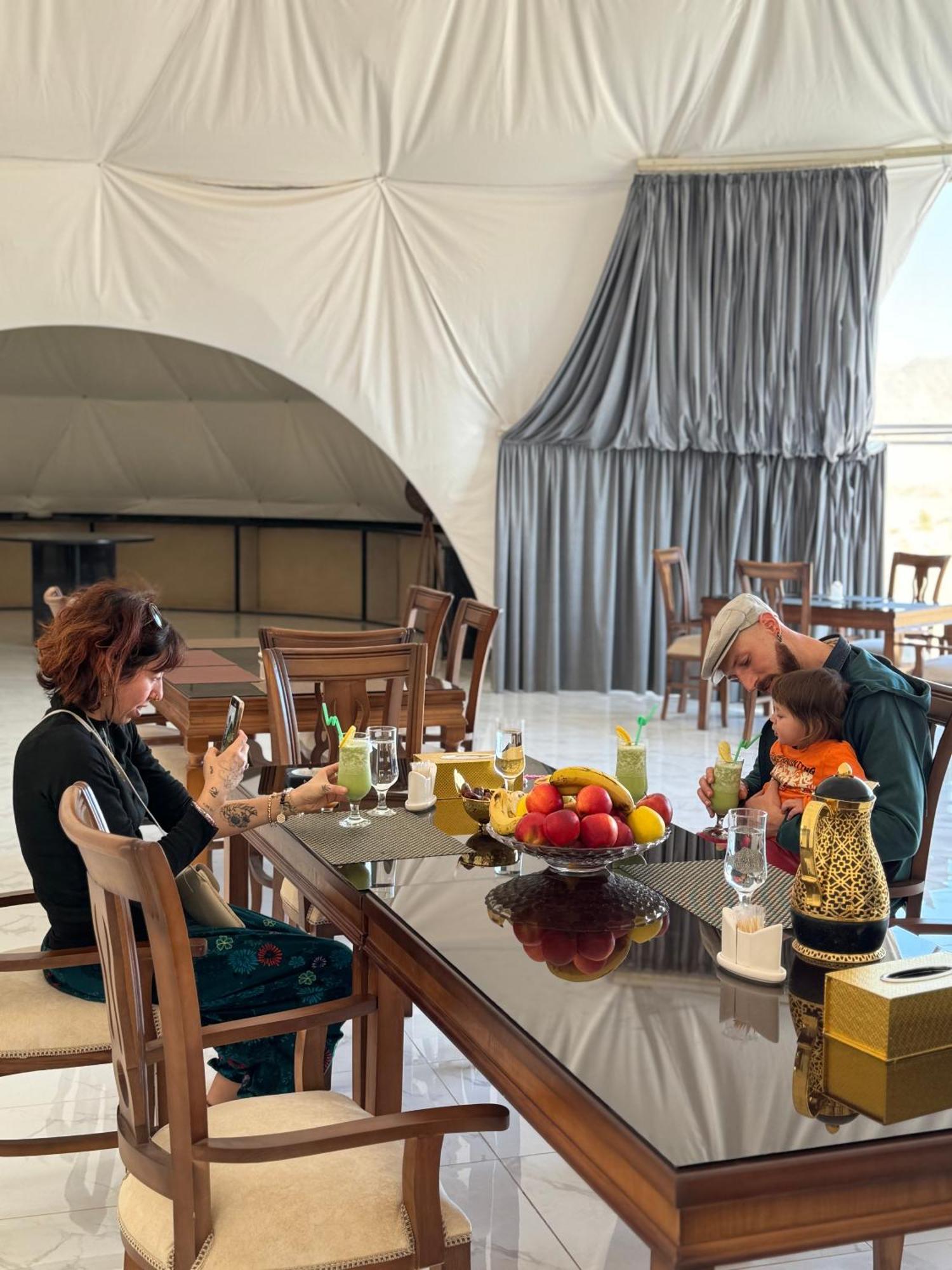 Wadi Anwar Luxury Camp Apartment